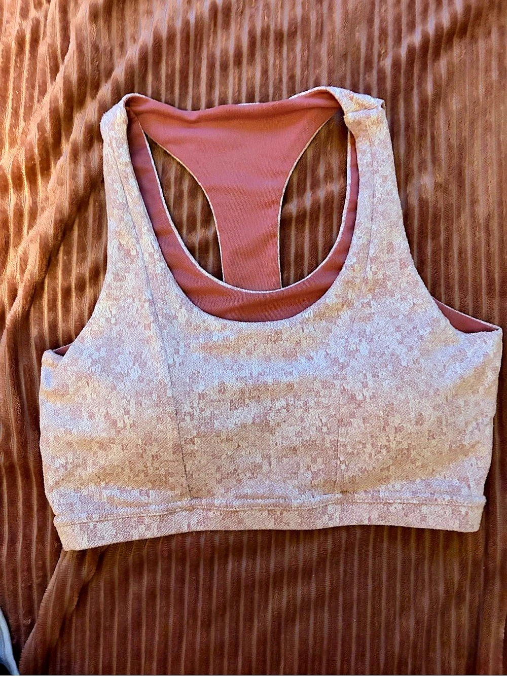 Gymshark Adapt Camo Seamless Sports Bra Pink